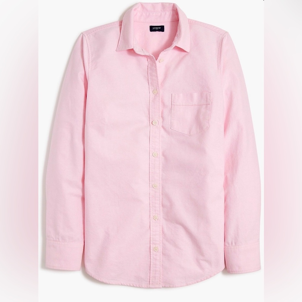 Jcrew Button-up oxford shirt in signature fit size M